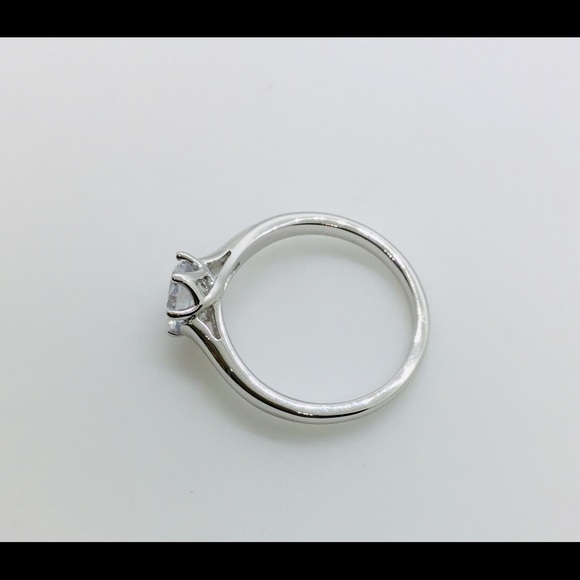 Ladies Cubic Zirconia Engagement Ring - Picture 3 of 3